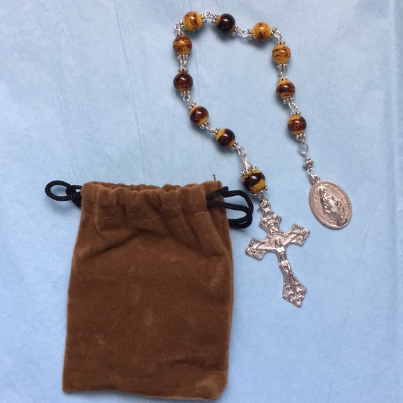 New Tiger Eye Pocket Rosary - Picture 1 of 7